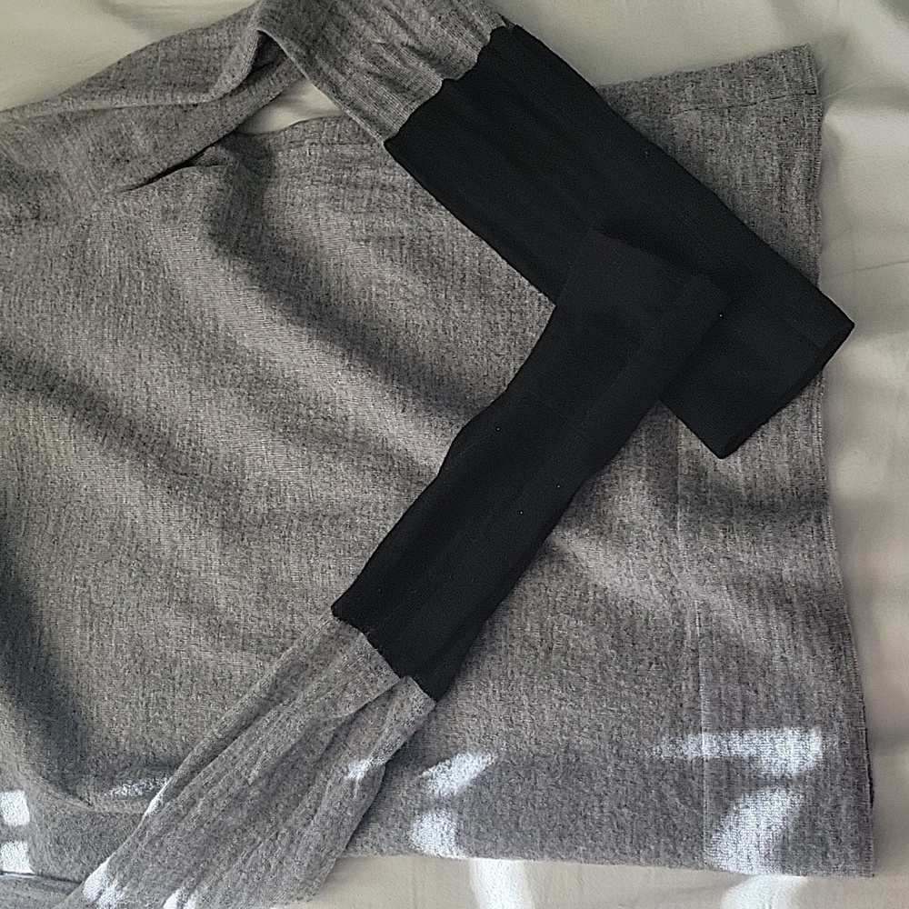 Wool sweater - Picture 10 of 11
